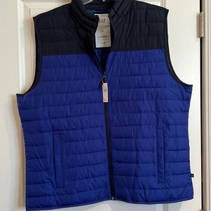 NWT men’s puffer vest